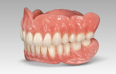 CAD-CAM Complete dentures in one Day